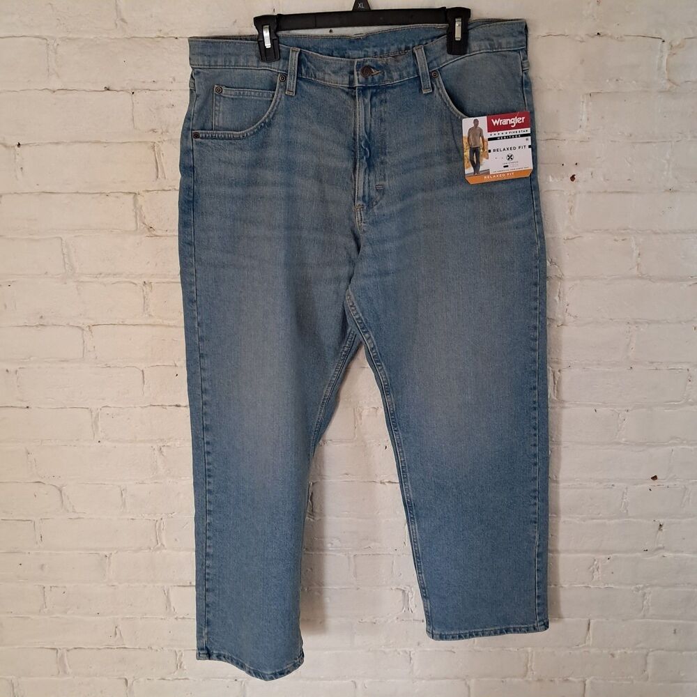 NWT Wrangler Relaxed Fit Mens Jeans Blue 5 Star Heritage Denim 36x29 Medium Wash